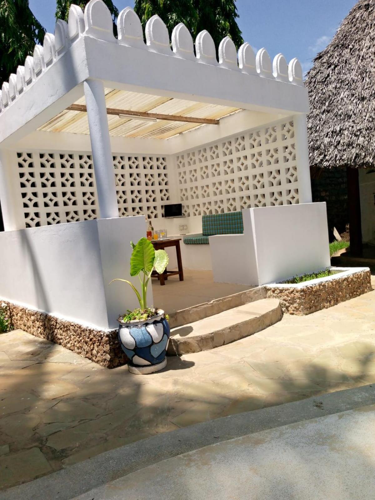 Tahira Villa Diani Beach Room photo