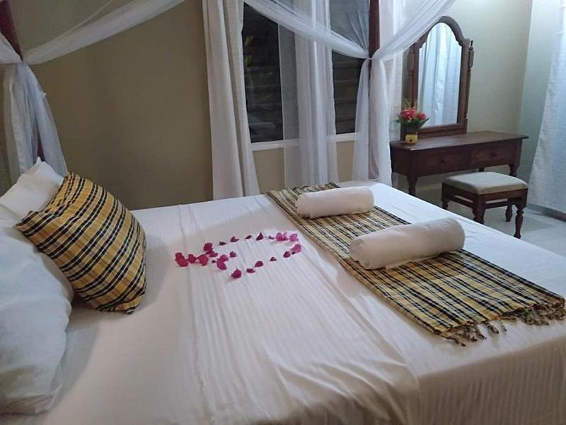 Tahira Villa Diani Beach Room photo